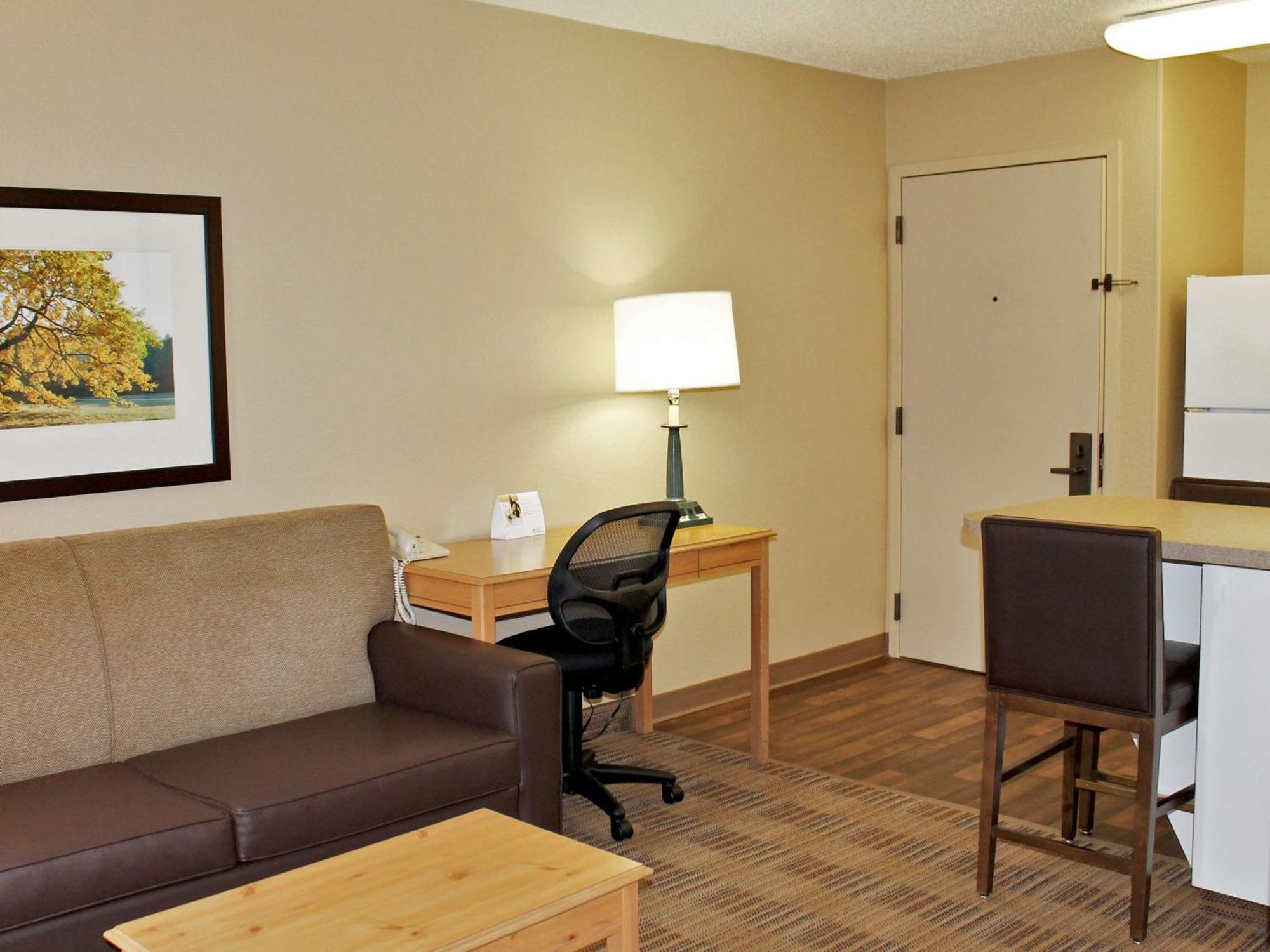 Extended Stay America Select Suites - Chicago - Vernon Hills - Lincolnshire Mettawa Esterno foto